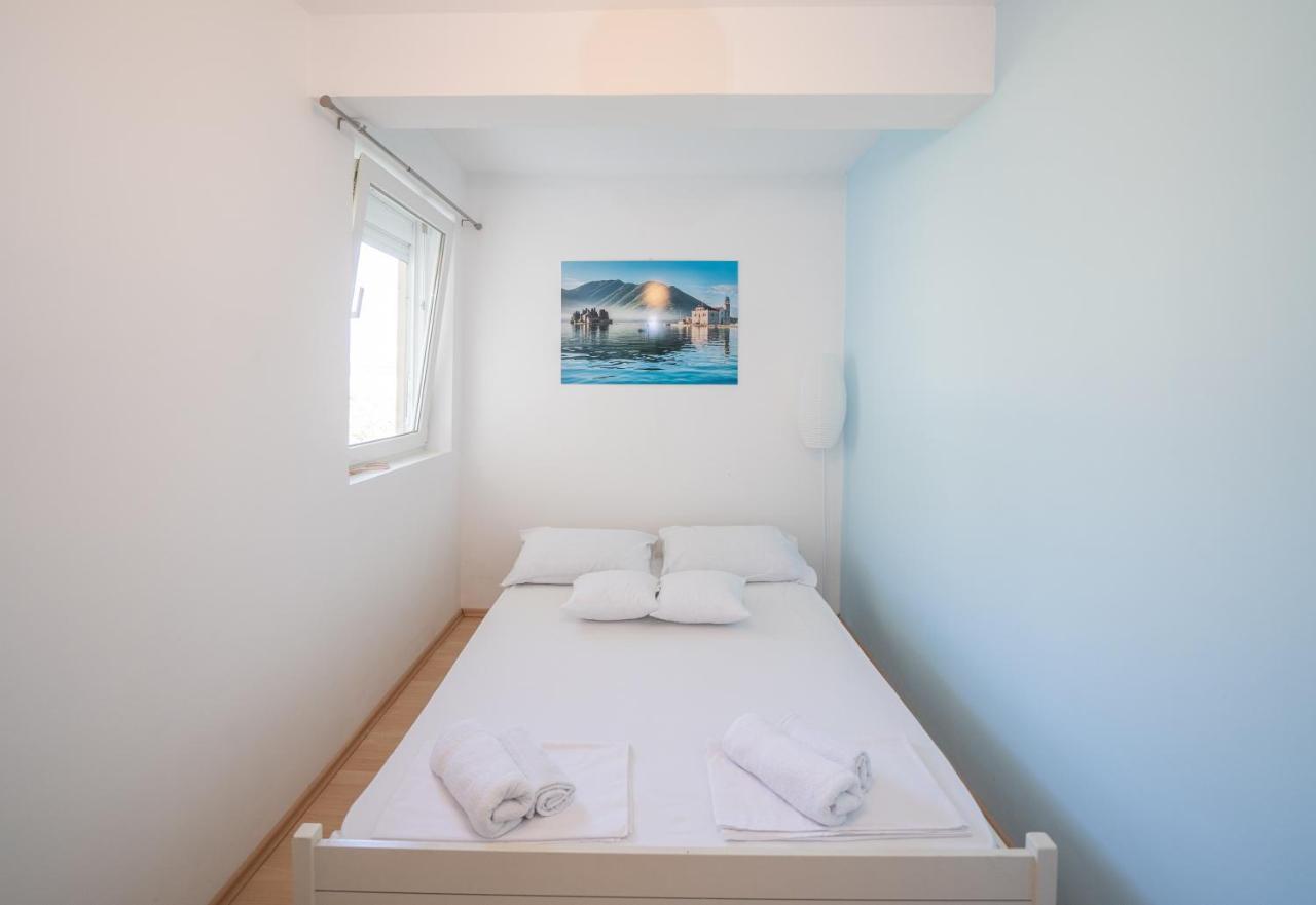 Sunshine Apartment Котор Екстериор снимка