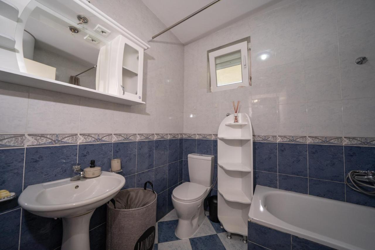 Sunshine Apartment Котор Екстериор снимка